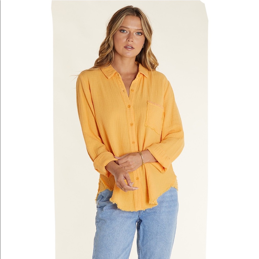 🆕 MODODOC • Gauzy Button-Up